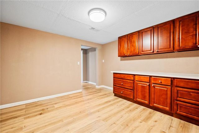 1810 Sunset Harbour Pointe, Lawrenceville, GA 30043