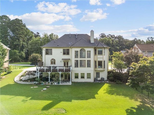 1810 Sunset Harbour Pointe, Lawrenceville, GA 30043