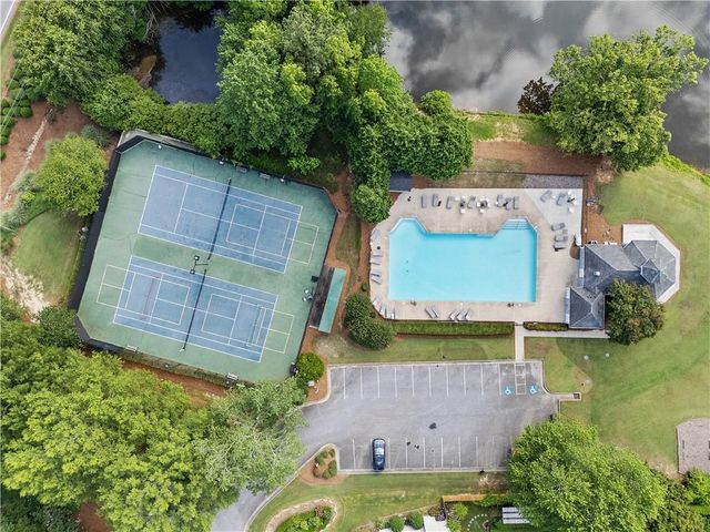 1810 Sunset Harbour Pointe, Lawrenceville, GA 30043