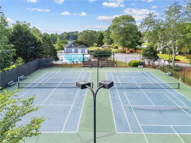 1810 Sunset Harbour Pointe, Lawrenceville, GA 30043