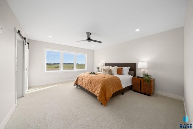 1517 W Autumn Cir Circle, Brandon, SD 57005