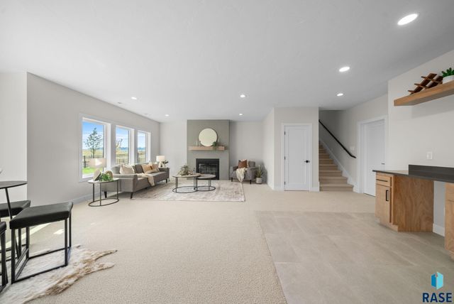 1517 W Autumn Cir Circle, Brandon, SD 57005