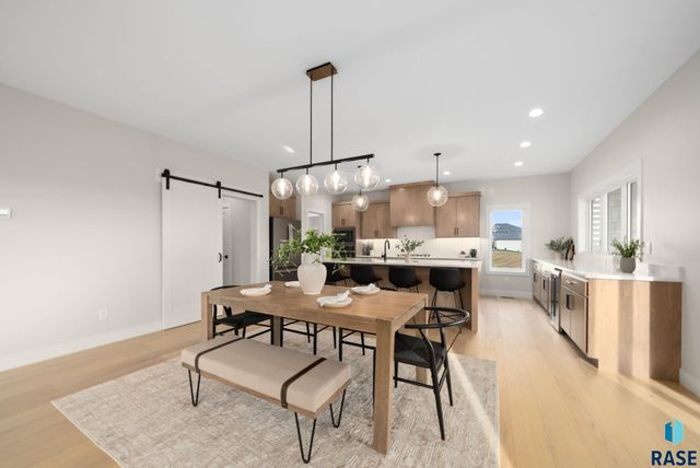 1517 W Autumn Cir Circle, Brandon, SD 57005