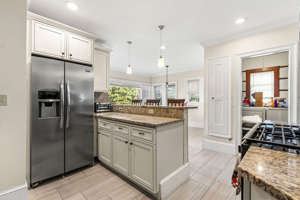 16 Frost Ave 2, Boston, MA 02122