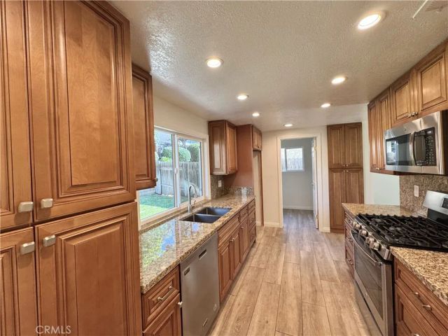 25381 Esrose Court, Lake Forest, CA 92630