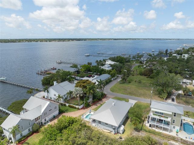 310 13TH AVENUE W, Palmetto, FL 34221