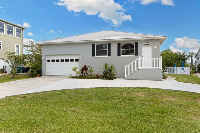 310 13TH AVENUE W, Palmetto, FL 34221