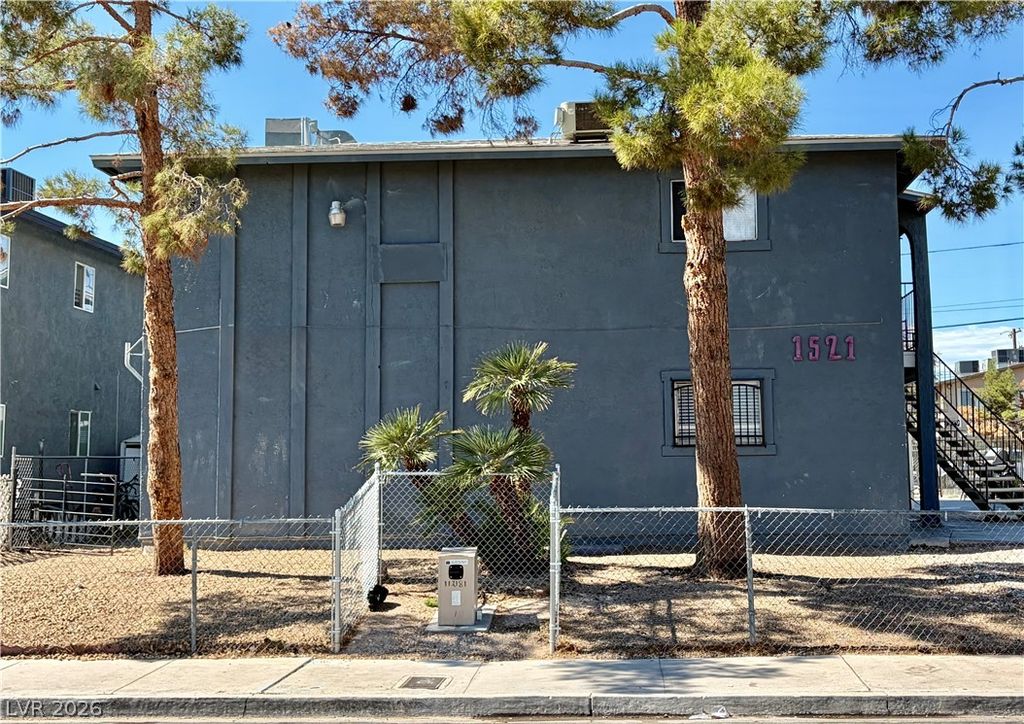 1521 Cobb Lane, Las Vegas, NV 89101 — exterior