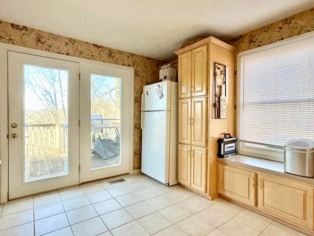 96 Vicki Street, Nancy, KY 42544