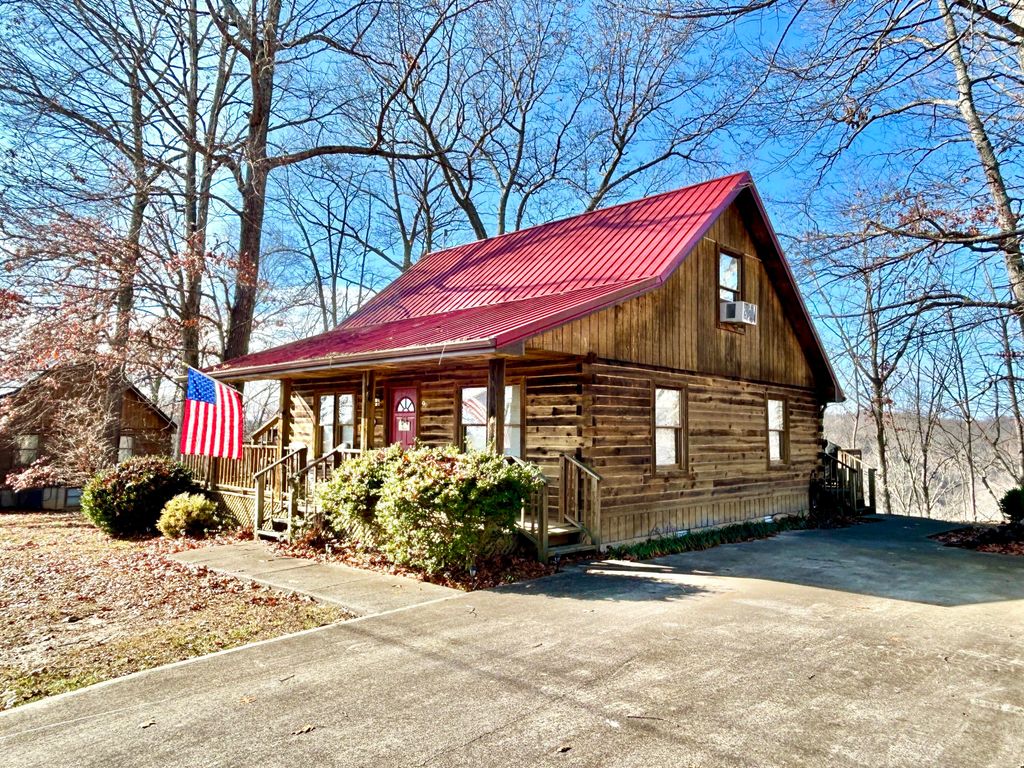 96 Vicki Street, Nancy, KY 42544