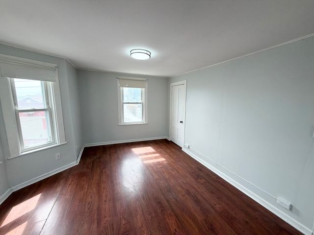 216 Crest Ave, Revere, MA 02151