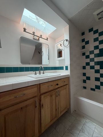 216 Crest Ave, Revere, MA 02151