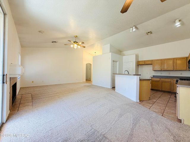 10080 E Paseo De La Masada, Tucson, AZ 85747