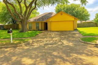 7502 Briar Run Court, Houston, TX 77489