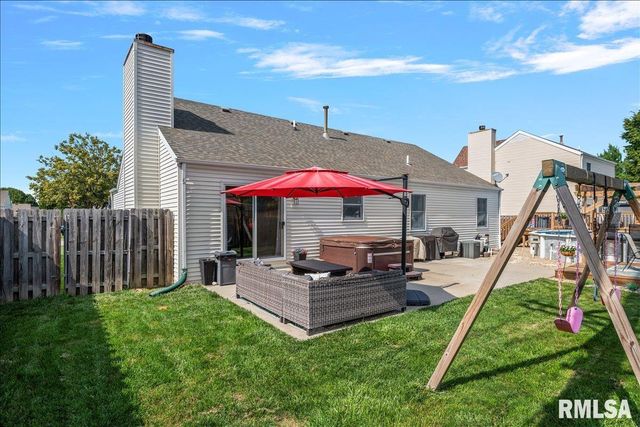 3824 Viking Boulevard, Springfield, IL 62712