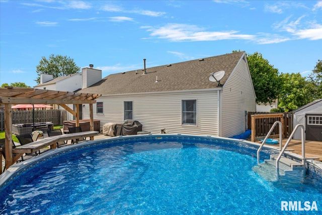 3824 Viking Boulevard, Springfield, IL 62712
