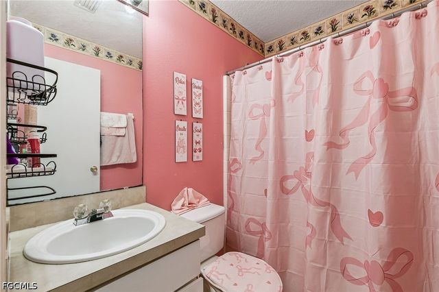 608 E Grand Highway HWY, Clermont, FL 34711