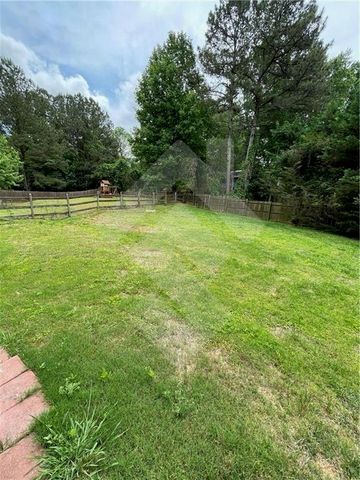4839 Lake Park Lane, Acworth, GA 30101