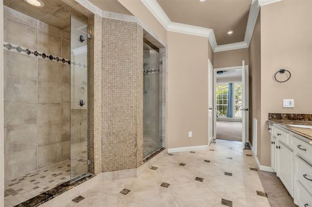 14014 Court Of Regents, Houston, TX 77069