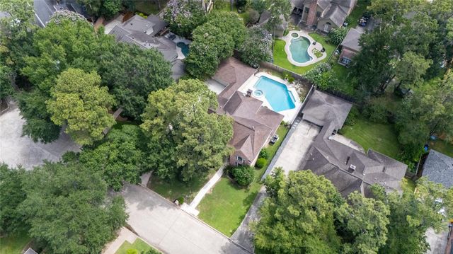 14014 Court Of Regents, Houston, TX 77069