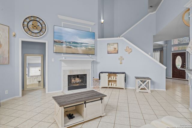 718 Wildgrove Ln, San Antonio, TX 78258