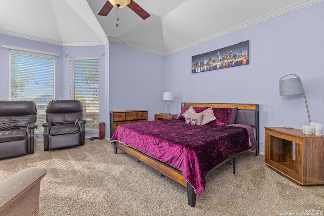 718 Wildgrove Ln, San Antonio, TX 78258