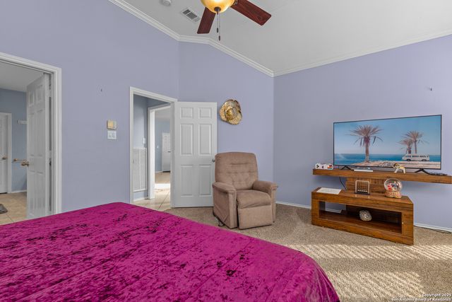 718 Wildgrove Ln, San Antonio, TX 78258