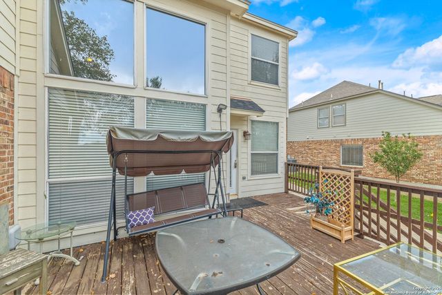 718 Wildgrove Ln, San Antonio, TX 78258