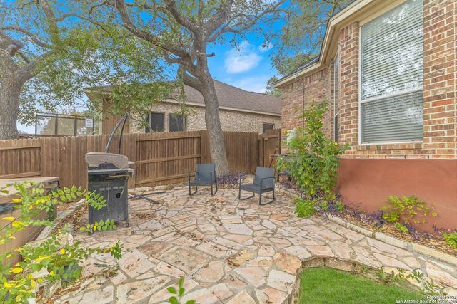 718 Wildgrove Ln, San Antonio, TX 78258