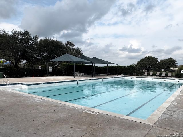 718 Wildgrove Ln, San Antonio, TX 78258