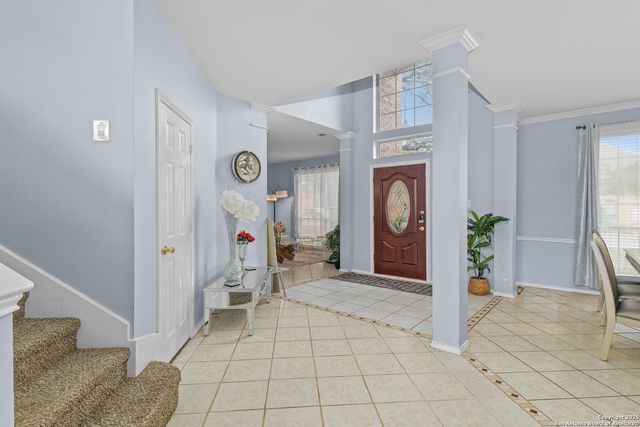 718 Wildgrove Ln, San Antonio, TX 78258