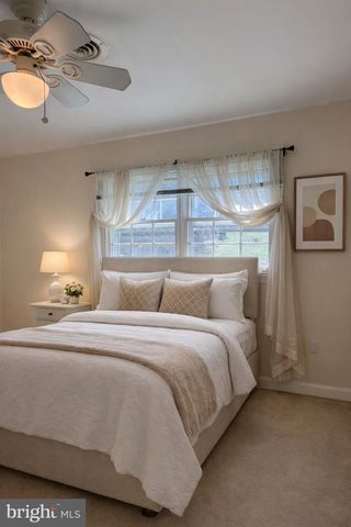 201 YARDLEY CMNS, Yardley, PA 19067