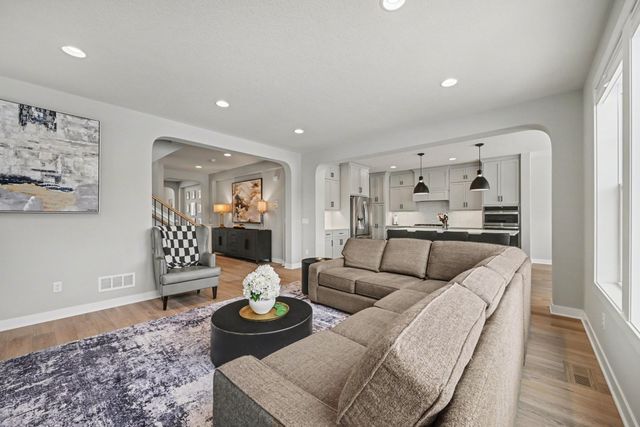 6408 Red Cedar Drive, Chaska, MN 55318