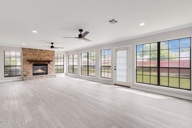 117 Alyene Drive, Lafayette, LA 70506