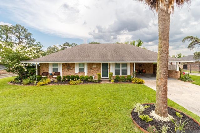 3142 Kings Canyon Dr, Baton Rouge, LA 70814
