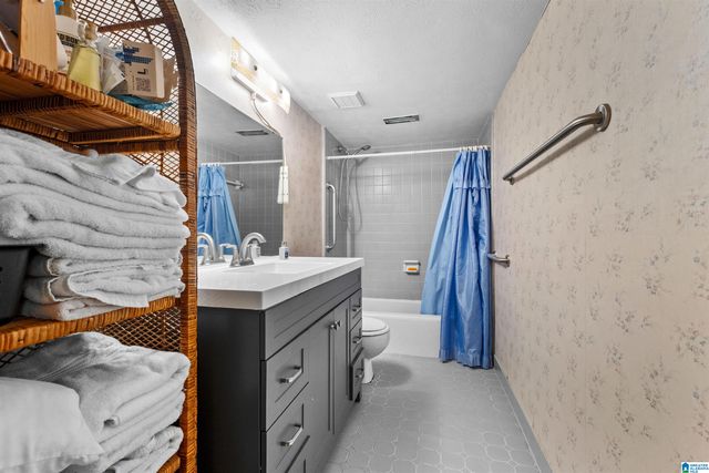 3525 KNOLLWOOD DRIVE, Anniston, AL 36207