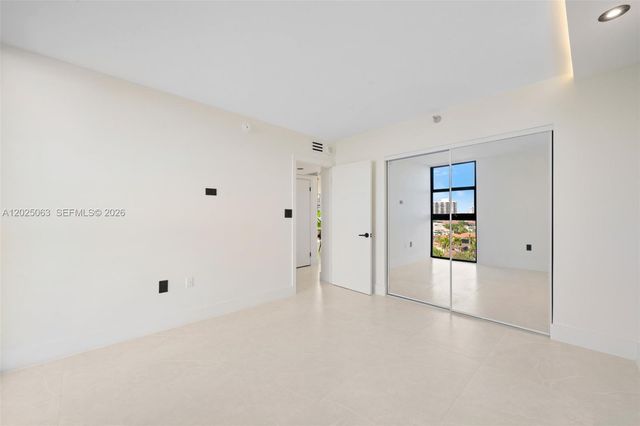 20505 E Country Club Drive 1133, Aventura, FL 33180