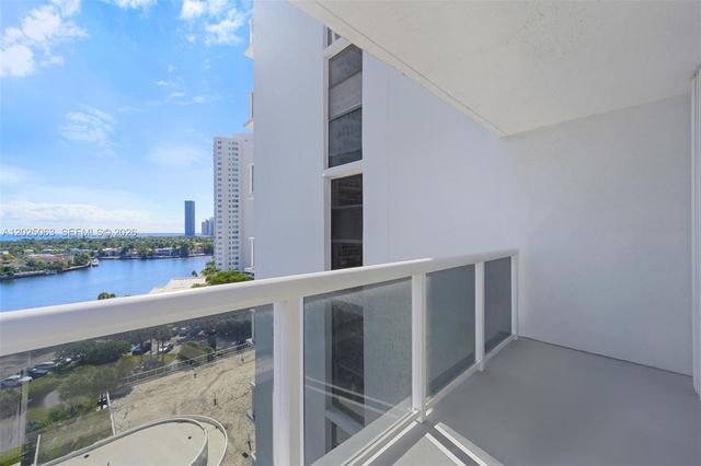 20505 E Country Club Drive 1133, Aventura, FL 33180