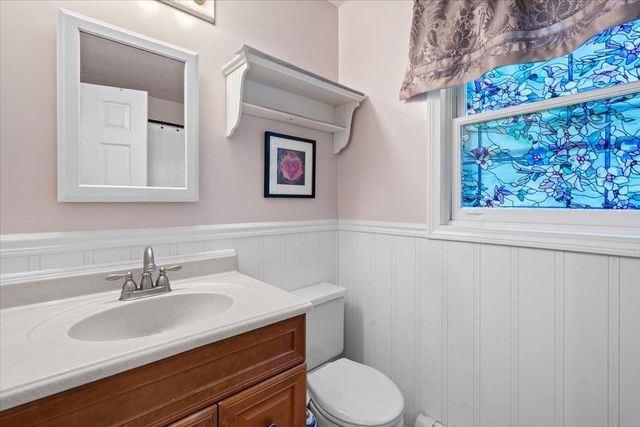13 Hillside Circle, Essex, VT 05452