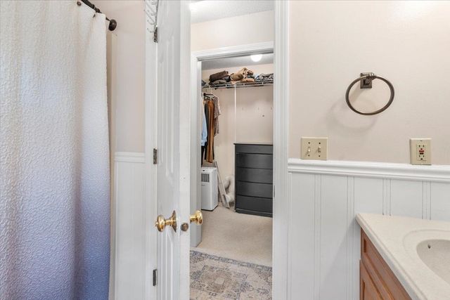 13 Hillside Circle, Essex, VT 05452