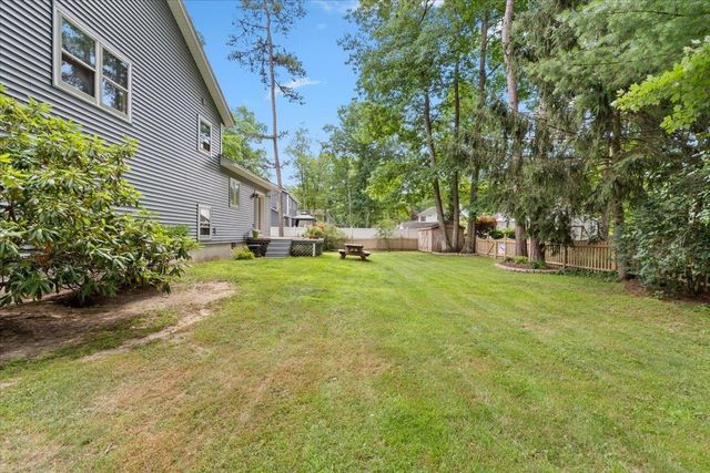 13 Hillside Circle, Essex, VT 05452