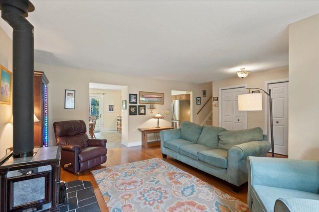 13 Hillside Circle, Essex, VT 05452