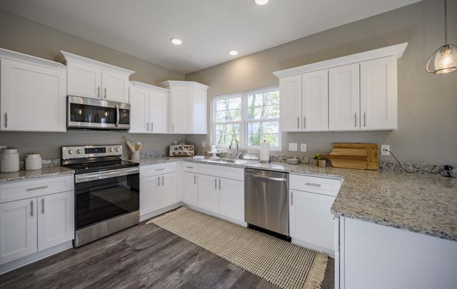 2165 Barringer Ln, Murfreesboro, TN 37128