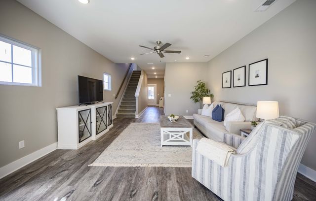 2165 Barringer Ln, Murfreesboro, TN 37128