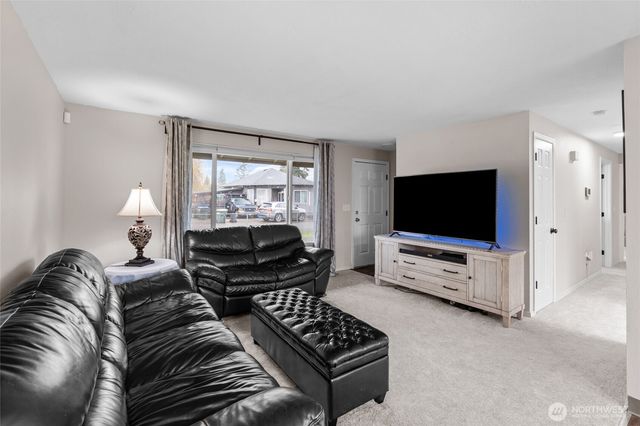 1336 Kulien Avenue, Centralia, WA 98531