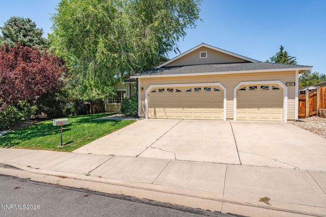 889 S University Park Loop, Reno, NV 89512