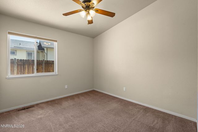 889 S University Park Loop, Reno, NV 89512