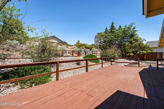 889 S University Park Loop, Reno, NV 89512