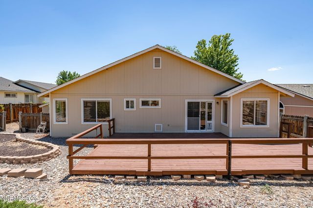889 S University Park Loop, Reno, NV 89512