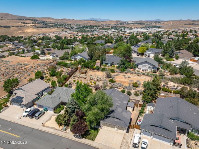 889 S University Park Loop, Reno, NV 89512